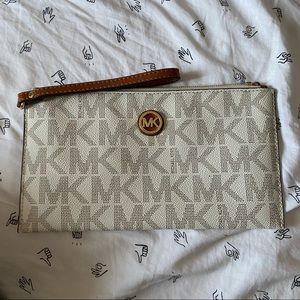***SOLD***MK Wristlet